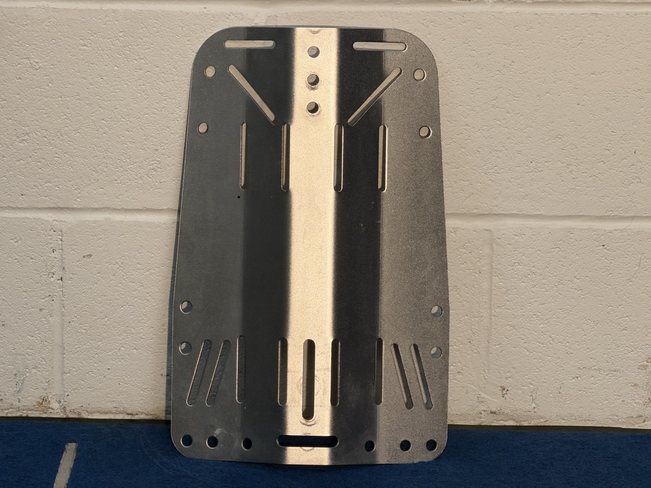 Apeks Stainless Steel Back Plate